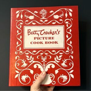 Vintage Betty Crocker Picture Cookbook